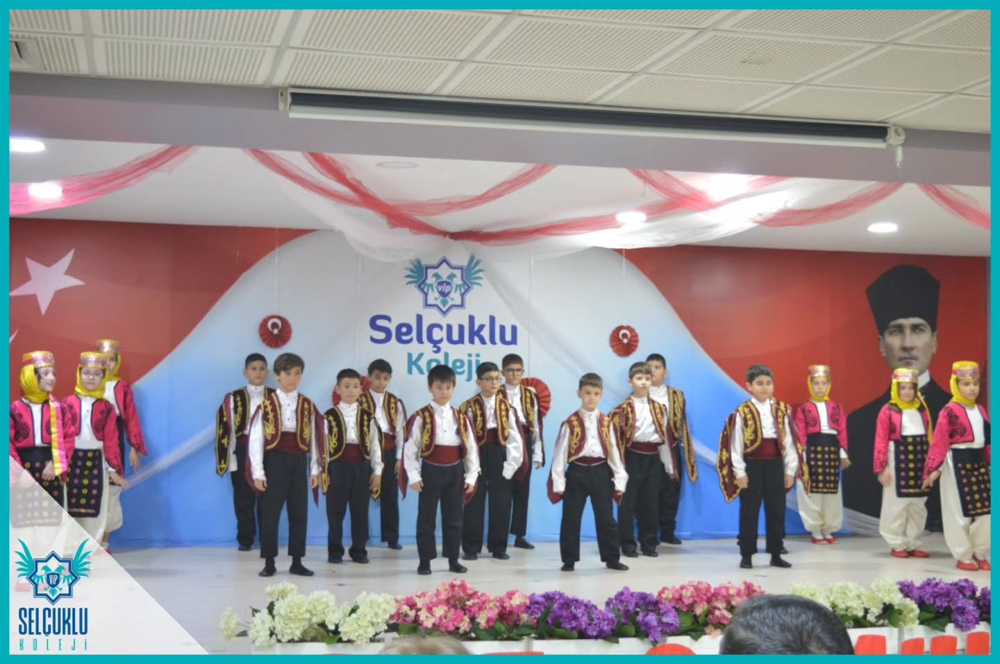 Cumhuriyetimizin 103. yıl d&ouml;n&uuml;m&uuml;, Okulumuz konferans salonunda d&uuml;zenlenen t&ouml;rende coşkuyla kutlandı. 
