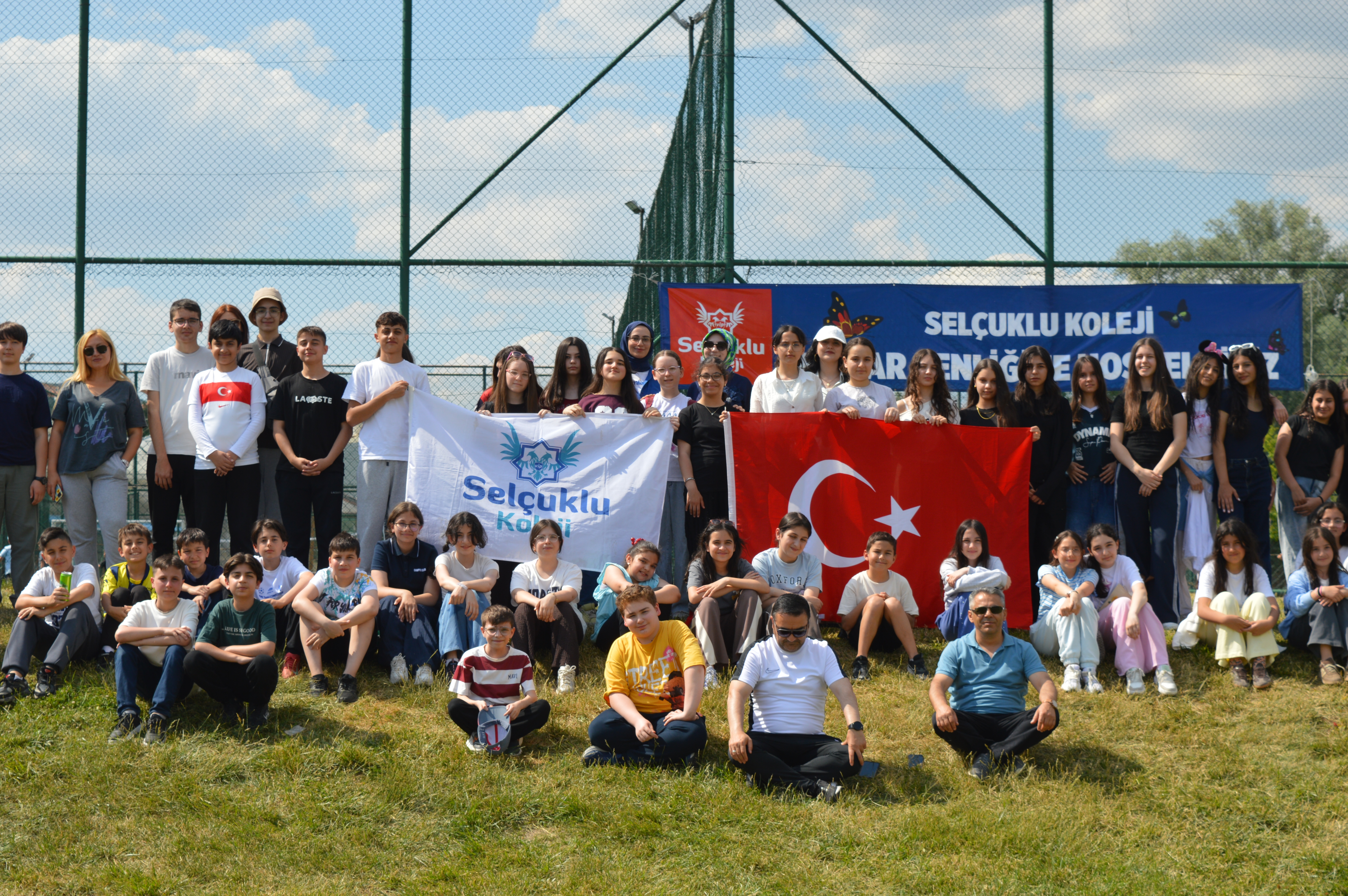 Ortaokul &ouml;ğrencilerimizle Geleneksel Bahar Pikniğimizi ger&ccedil;ekleştirdik. 