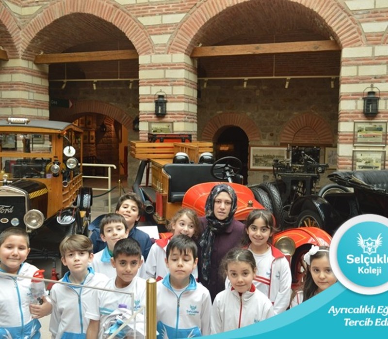 İlkokul Öğrencilerimizle Rahmi Koç Oyuncak Müzesini Ziyaret Ettik