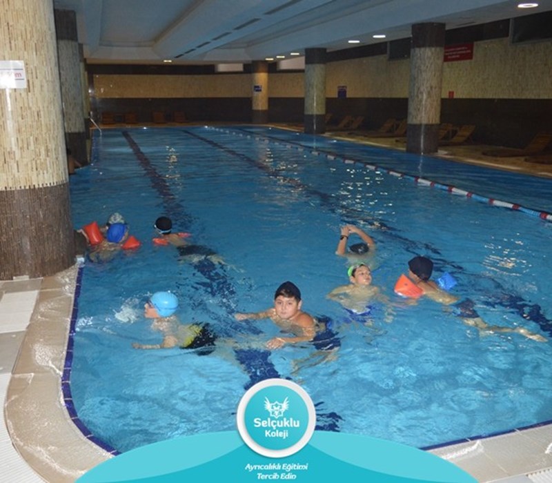 4.Sınıfların Yüzme Etkinliği